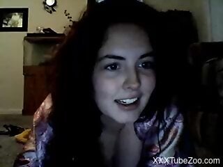 Shaved cunt of a brunette is ready for zoo sex